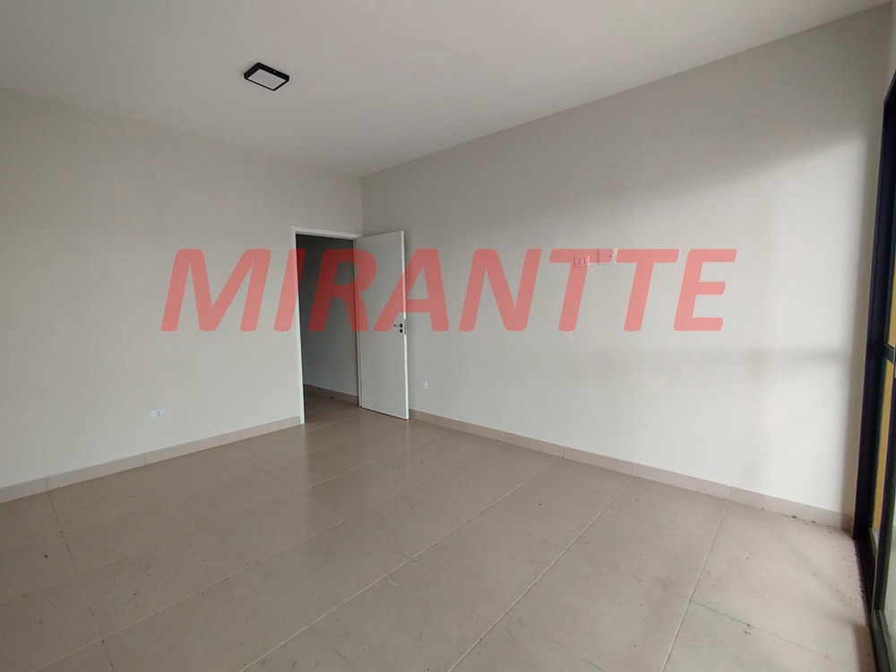 Apartamento de 35m² com 1 quartos em Água Fria