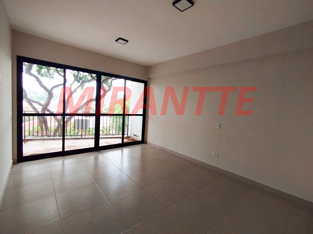 Apartamento de 35m² com 1 quartos em Água Fria