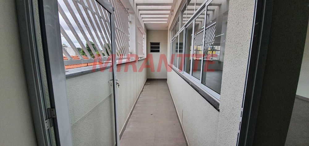 Comercial de 240m² em Santana