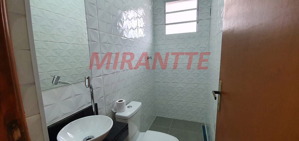 Comercial de 240m² em Santana