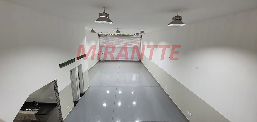 Comercial de 240m² em Santana