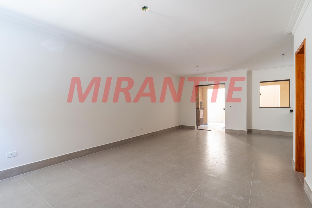 Sobrado de 100m² com 3 quartos em Santa Teresinha