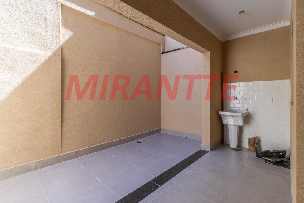 Sobrado de 100m² com 3 quartos em Santa Teresinha