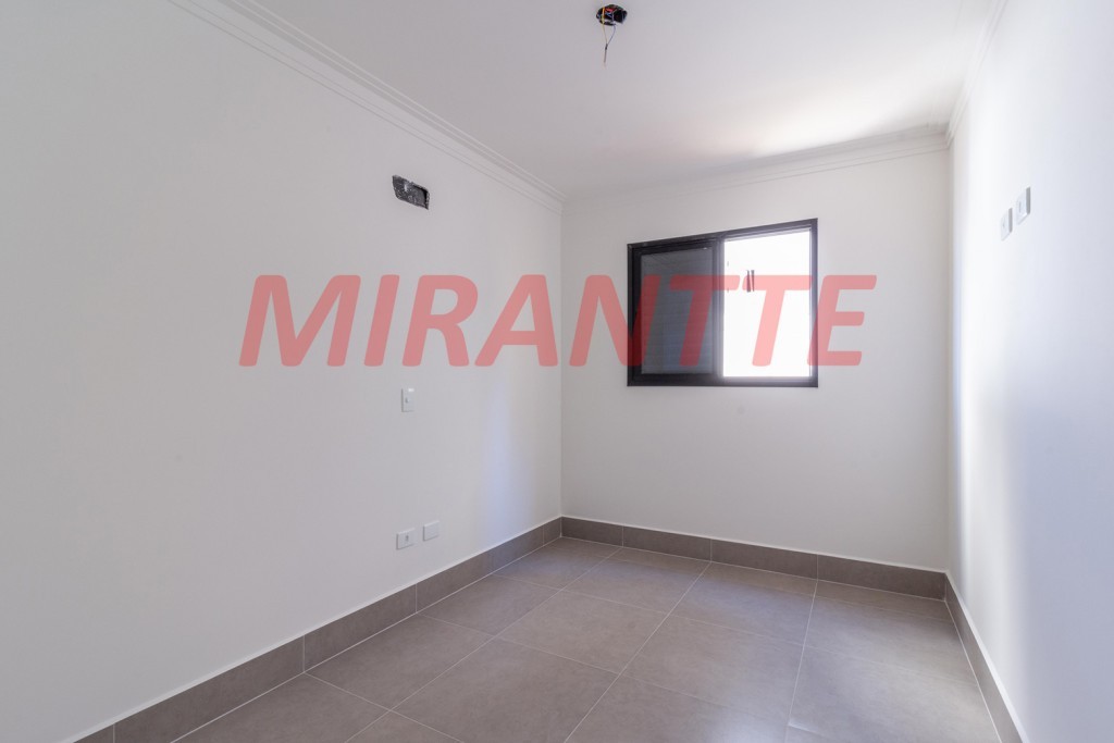 Sobrado de 110m² com 3 quartos em Santa Teresinha