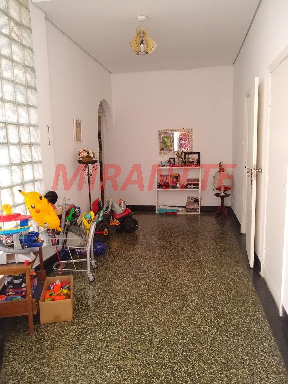 Sobrado de 550m² com 6 quartos em Jardim Floresta