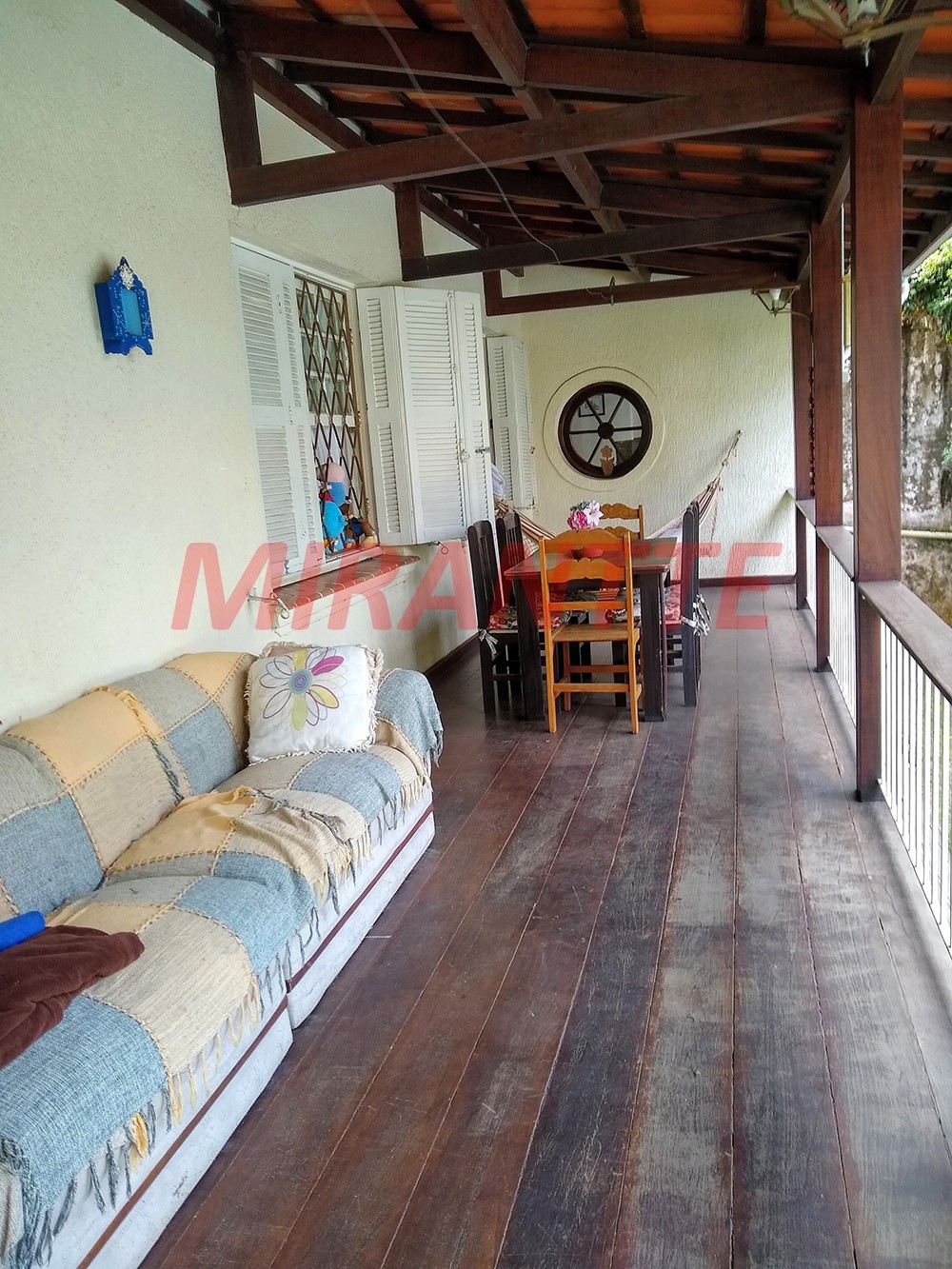 Sobrado de 550m² com 6 quartos em Jardim Floresta