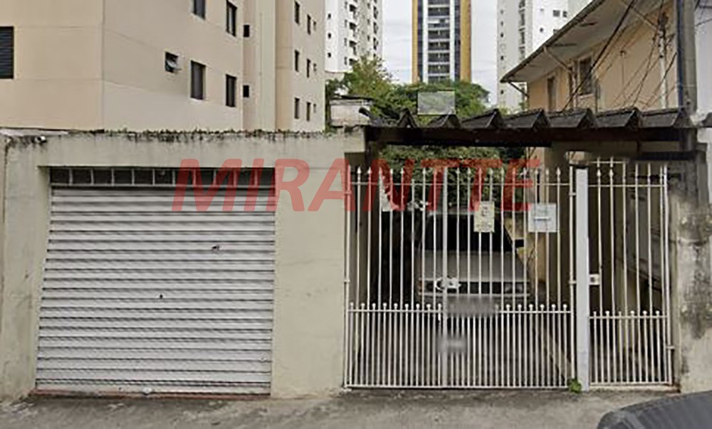 Terreno de 388m² em Chora Menino