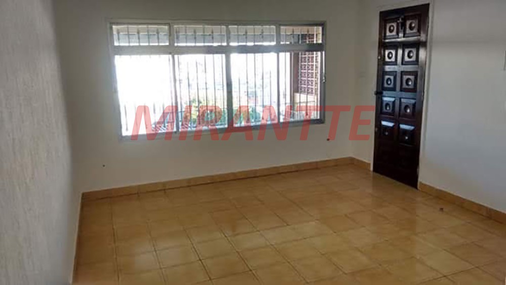 Sobrado de 86m² com 2 quartos em Jardim Peri