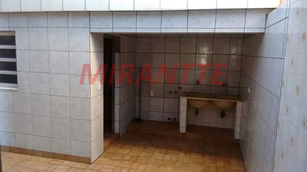 Sobrado de 86m² com 2 quartos em Jardim Peri