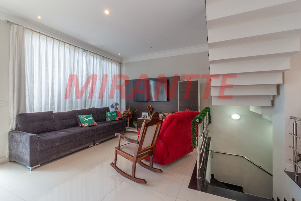 Sobrado de 560m² com 4 quartos em Santana