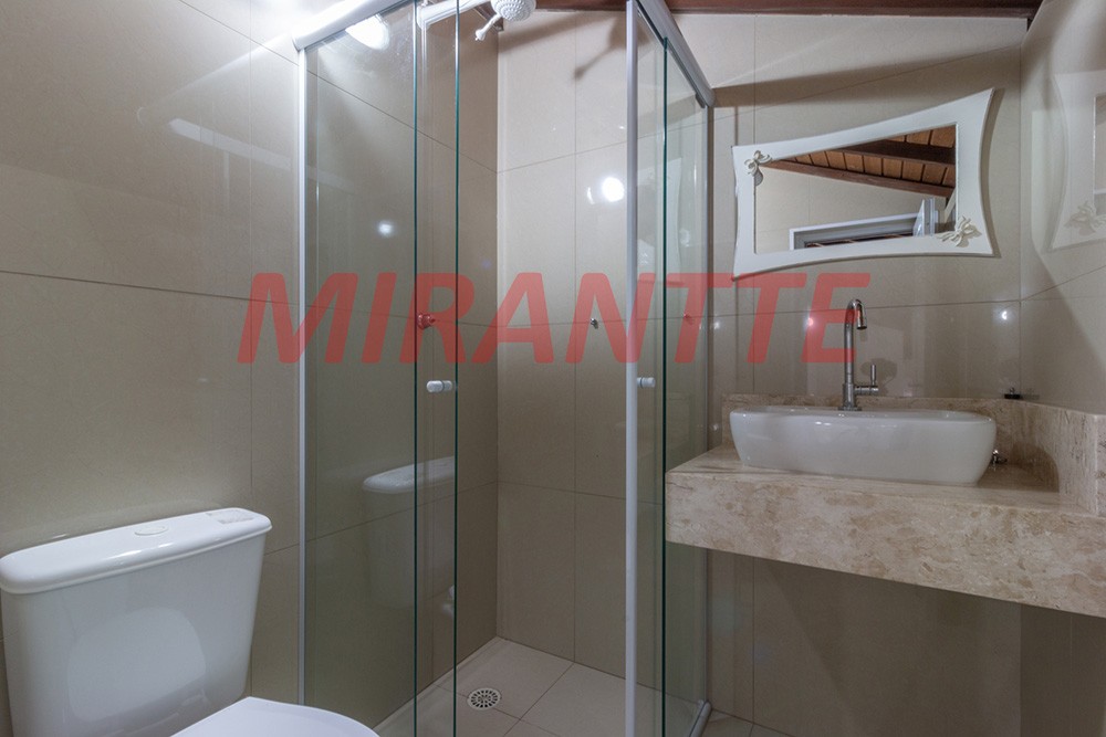 Sobrado de 560m² com 4 quartos em Santana
