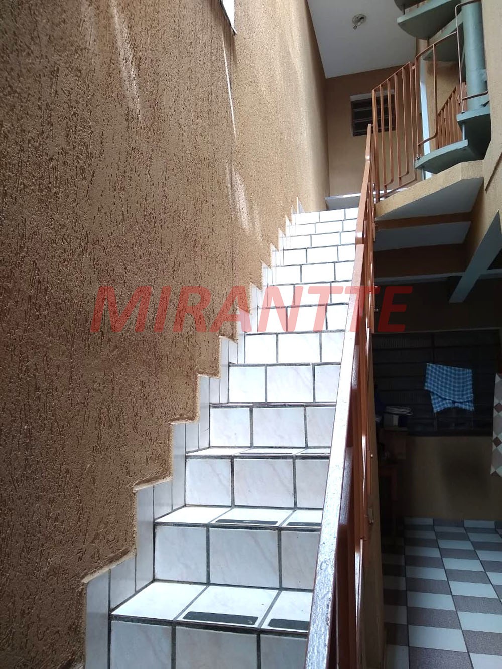 Sobrado com 3 quartos em Vila Moreira