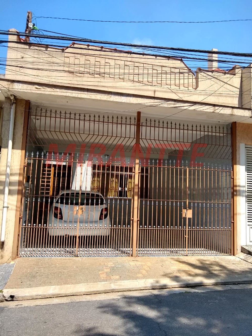 Sobrado com 3 quartos em Vila Moreira