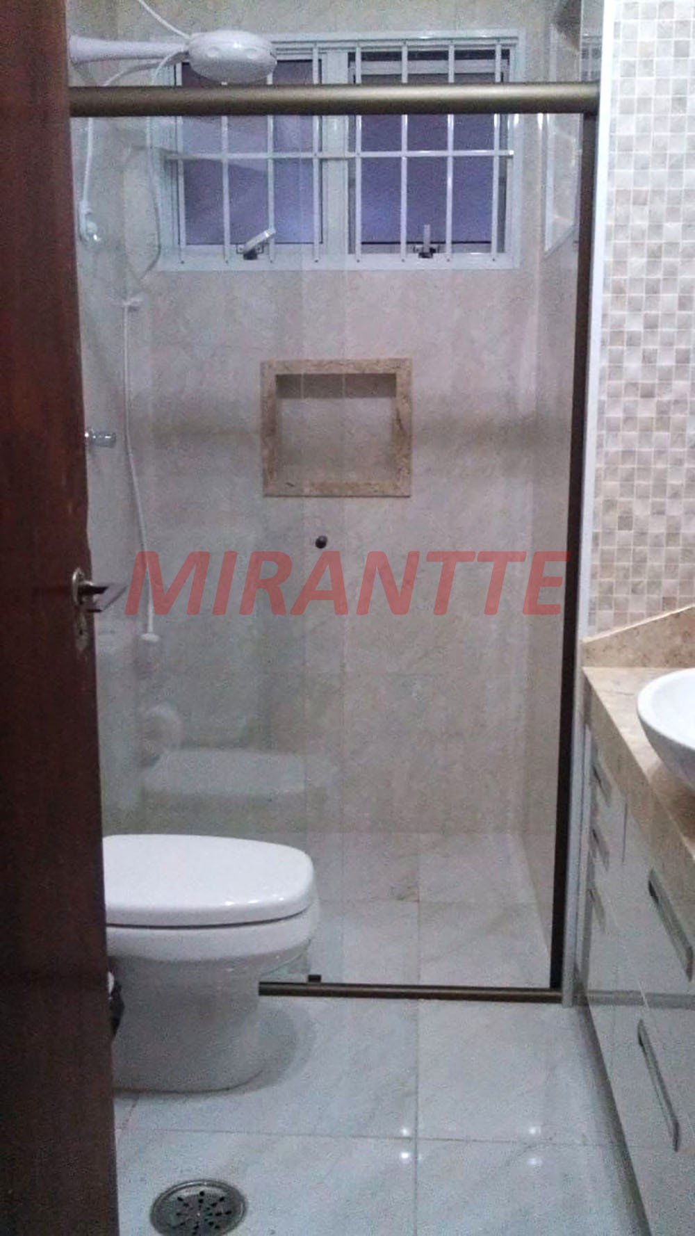Sobrado com 3 quartos em Vila Moreira
