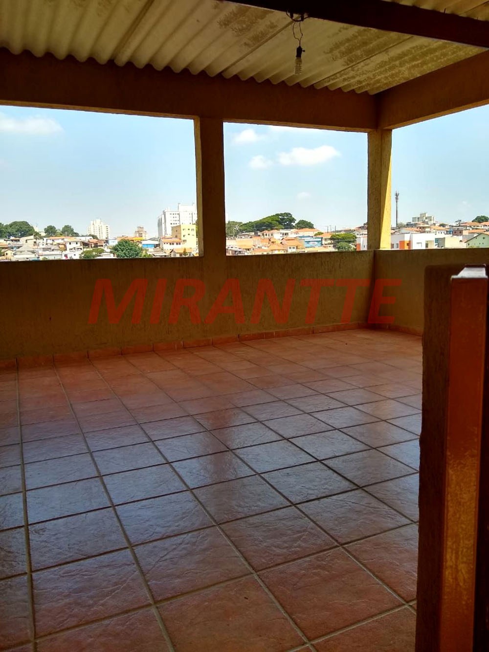 Sobrado com 3 quartos em Vila Moreira