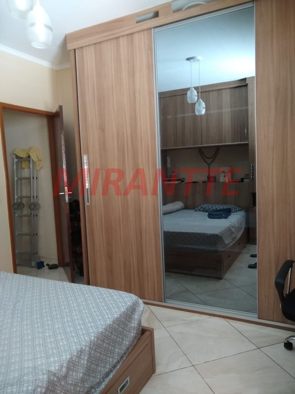 Sobrado com 3 quartos em Vila Moreira