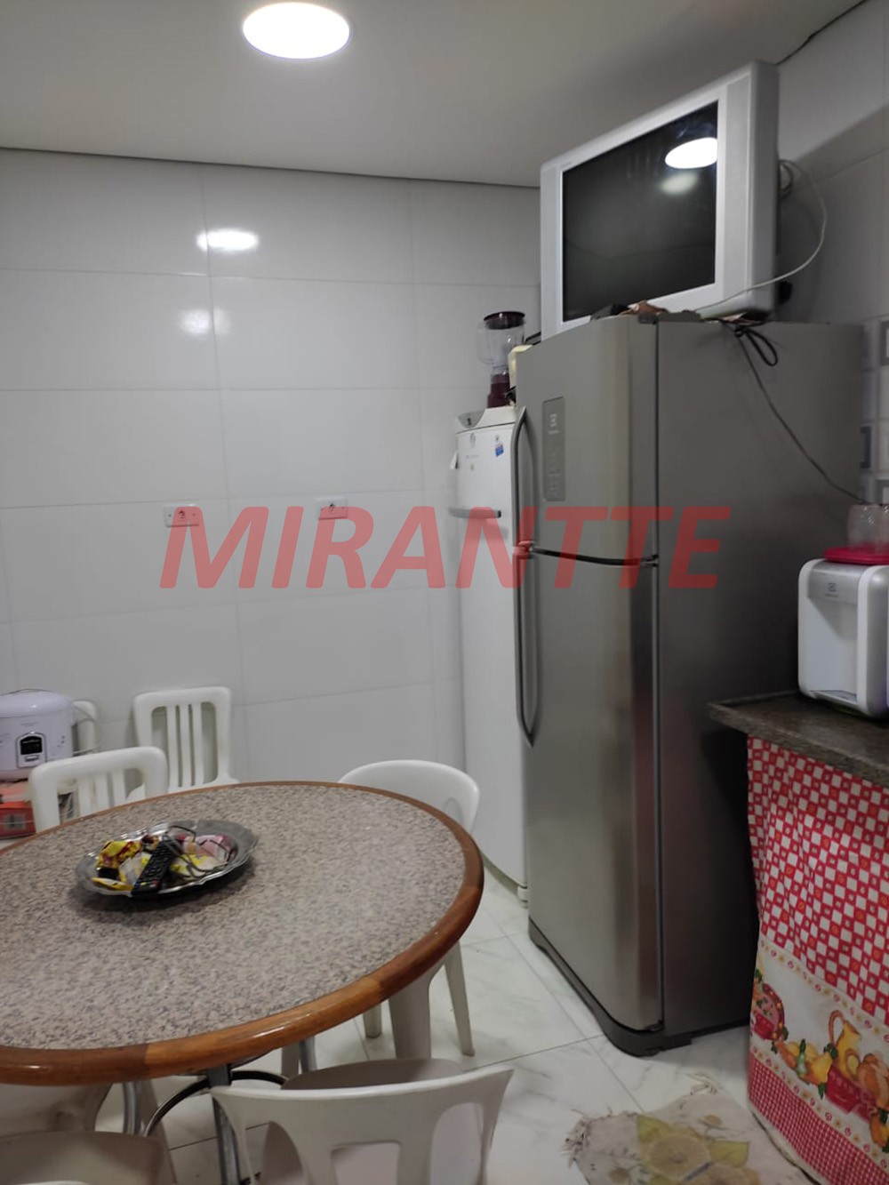 Apartamento com 2 quartos em Pari