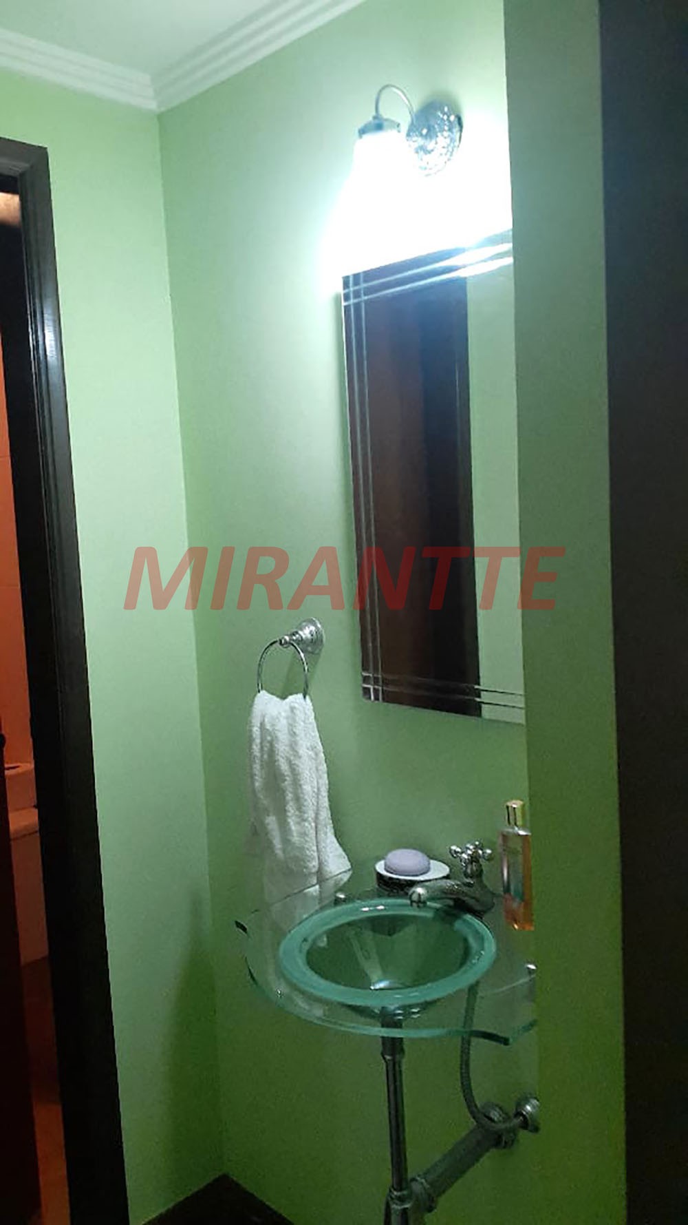 Sobrado de 115m² com 2 quartos em Vila Milton