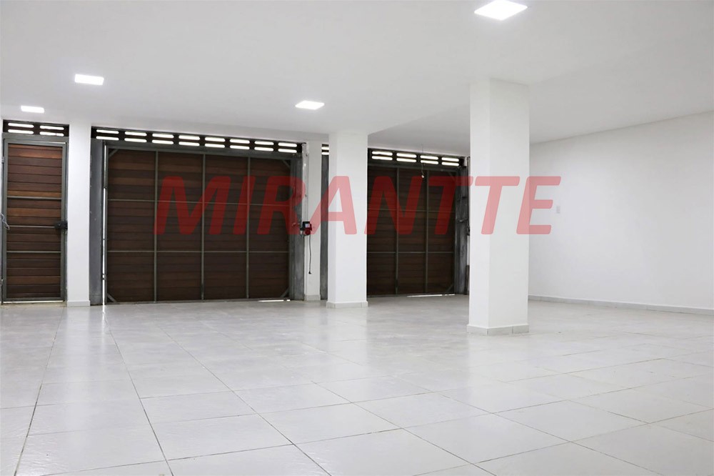 Casa terrea de 324m² com 4 quartos em Lauzane Paulista
