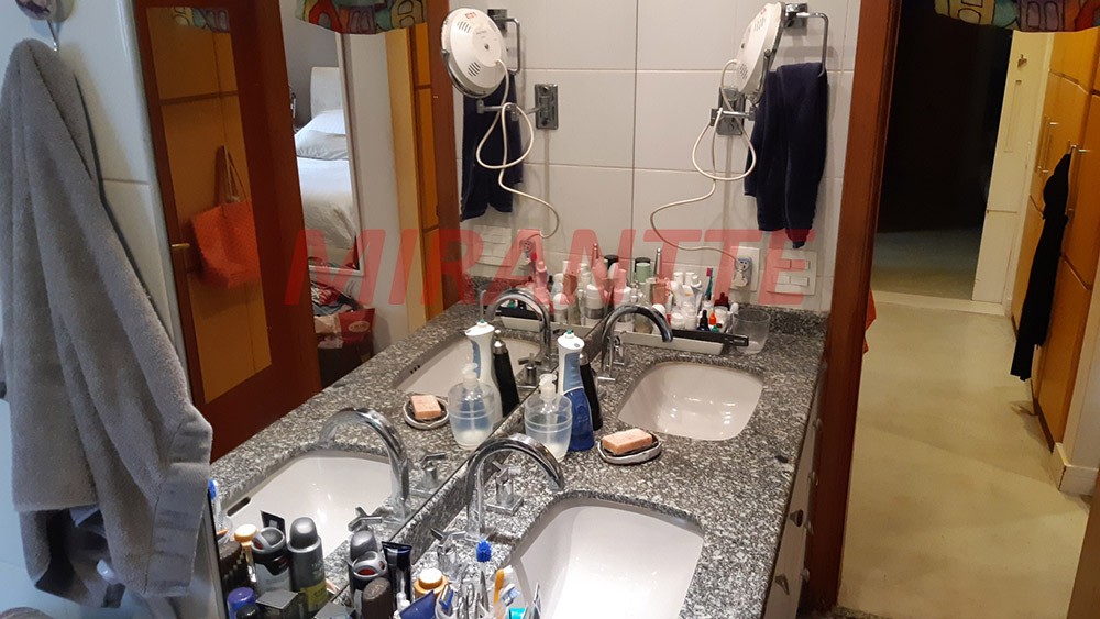 Apartamento de 180m² com 3 quartos em Perdizes