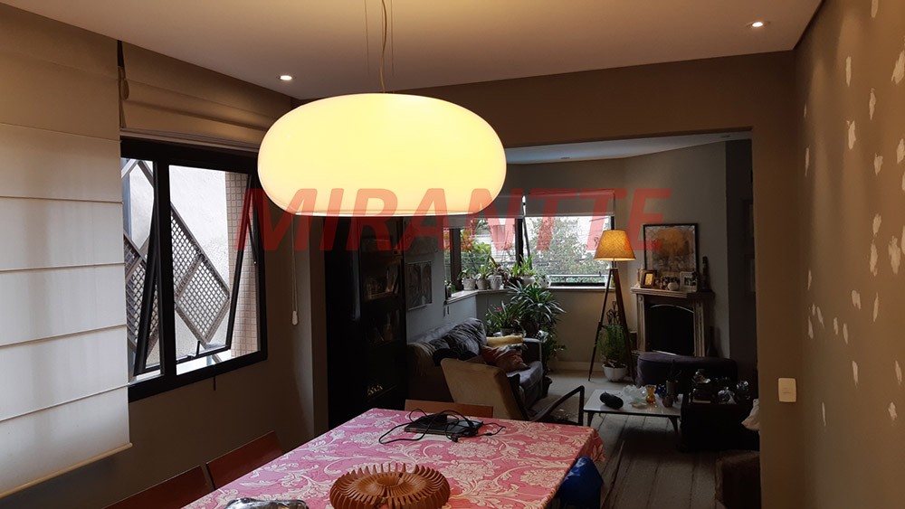 Apartamento de 180m² com 3 quartos em Perdizes