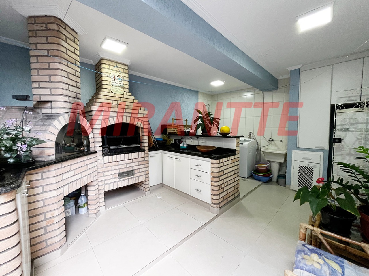 Sobrado de 265m² com 3 quartos em Jardim São Paulo