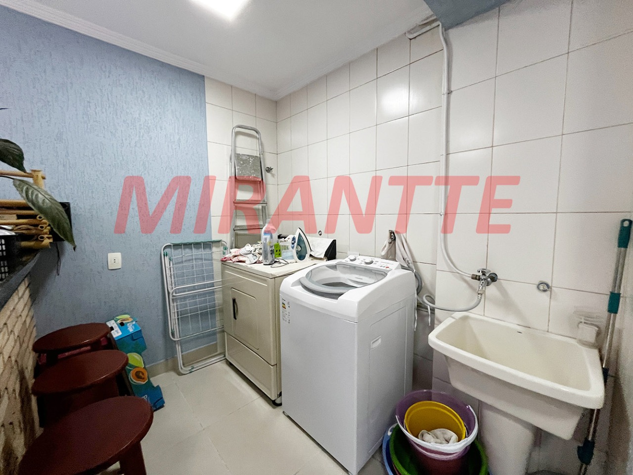 Sobrado de 265m² com 3 quartos em Jardim São Paulo