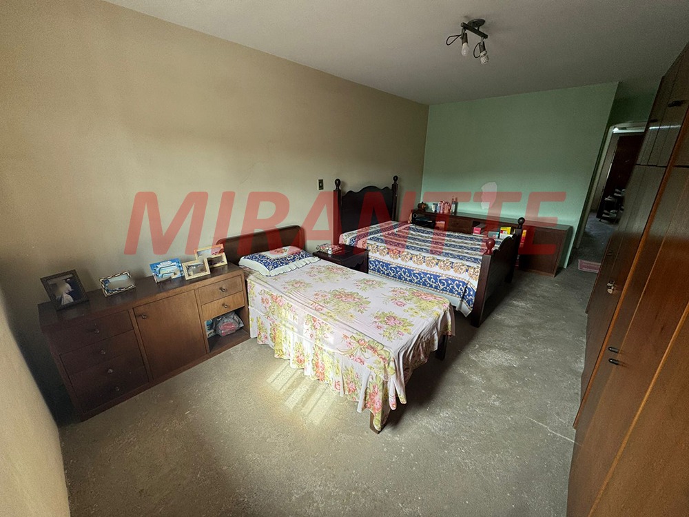Sobrado de 159m² com 2 quartos em Tremembe