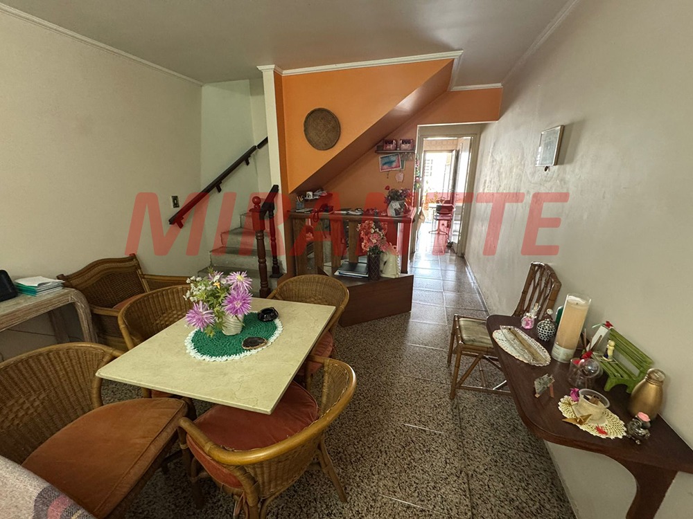 Sobrado de 159m² com 2 quartos em Tremembe