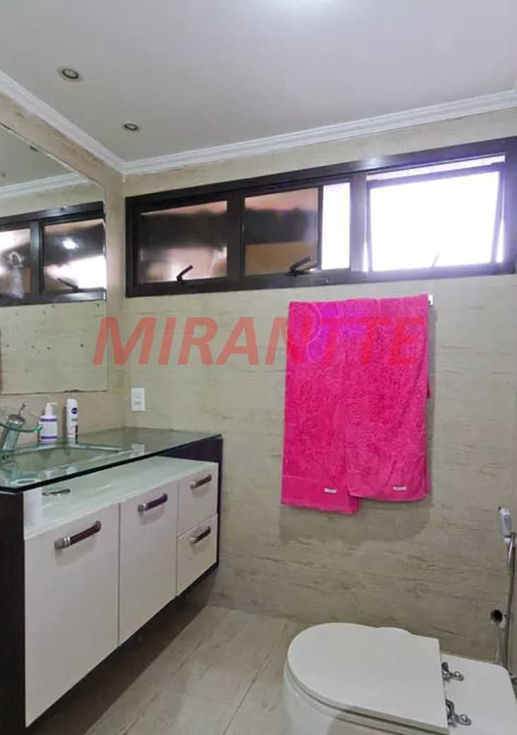 Apartamento com 4 quartos em Santana