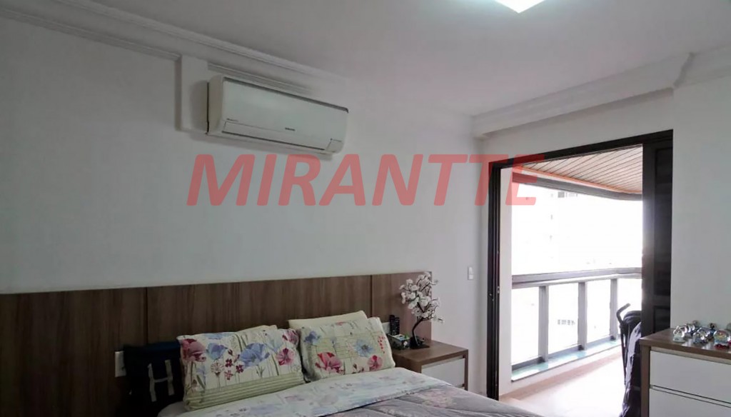 Apartamento com 4 quartos em Santana