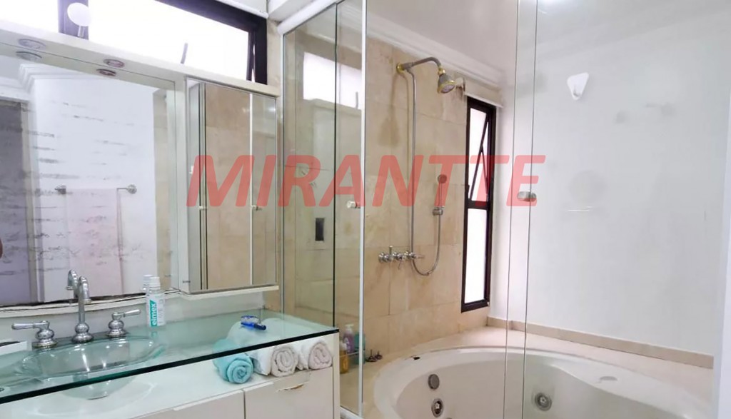 Apartamento com 4 quartos em Santana