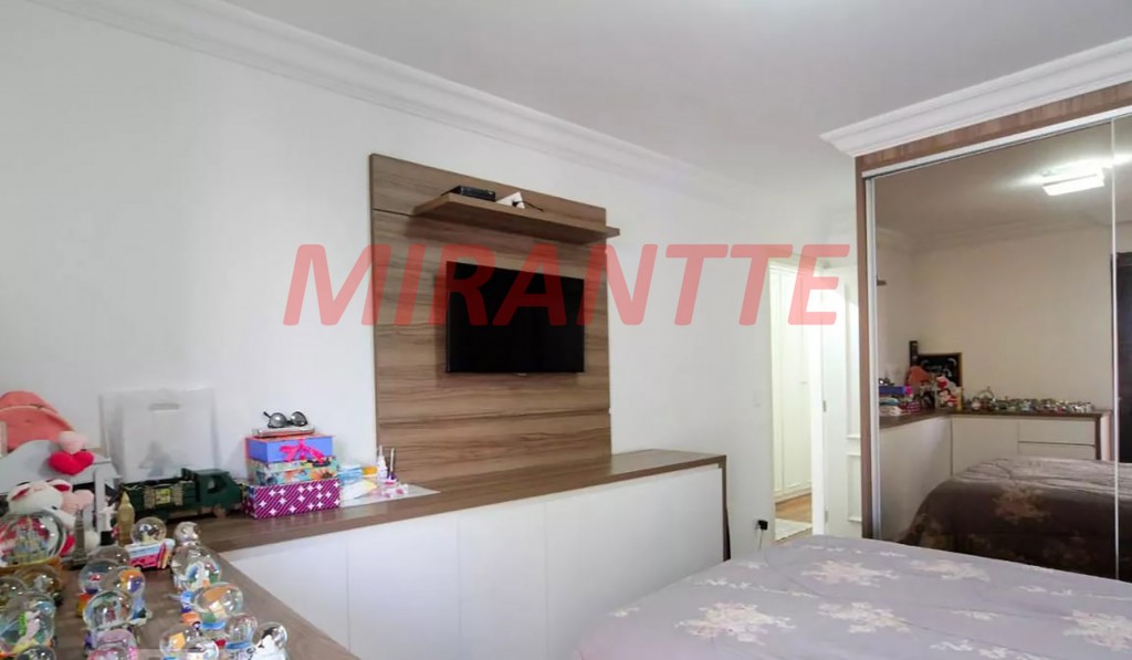 Apartamento com 4 quartos em Santana