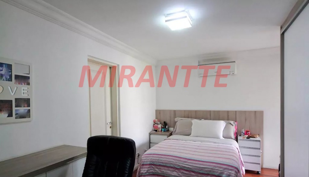 Apartamento com 4 quartos em Santana