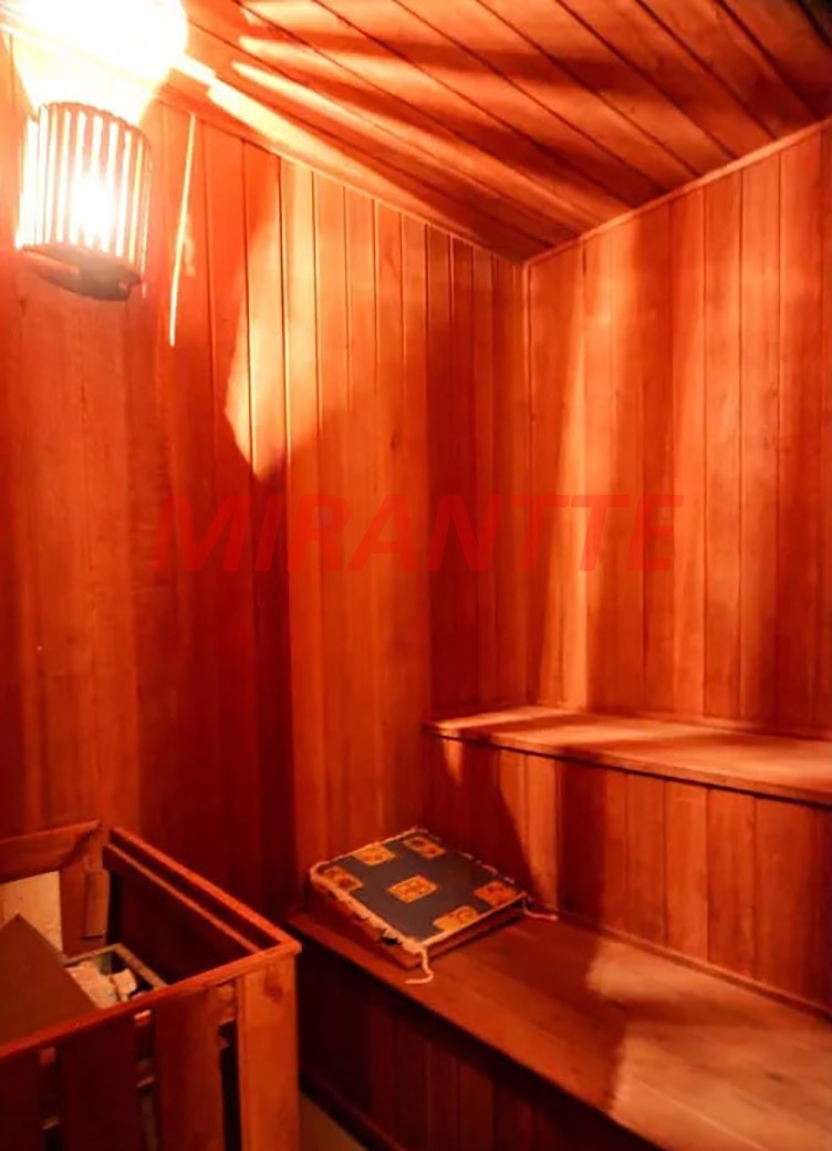 Apartamento com 4 quartos em Santana
