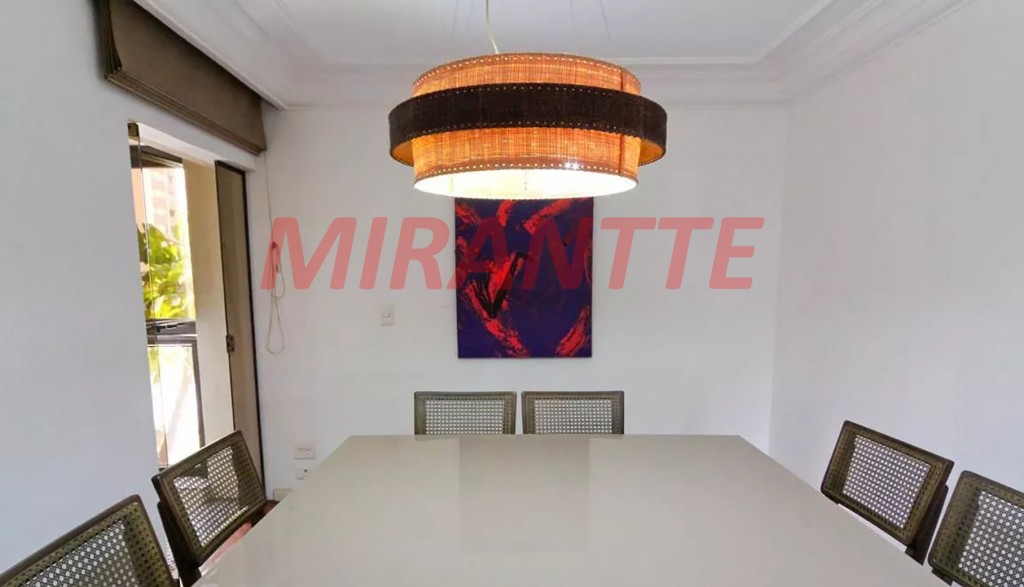 Apartamento com 4 quartos em Santana