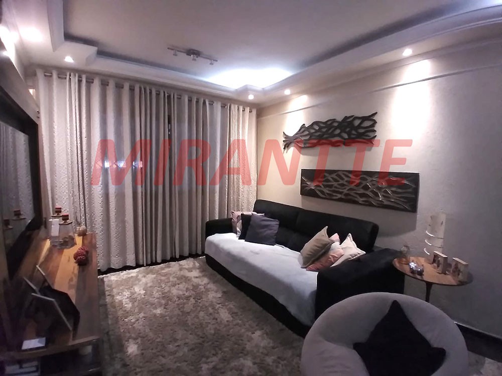 Sobrado de 216m² com 4 quartos em Vila Milton