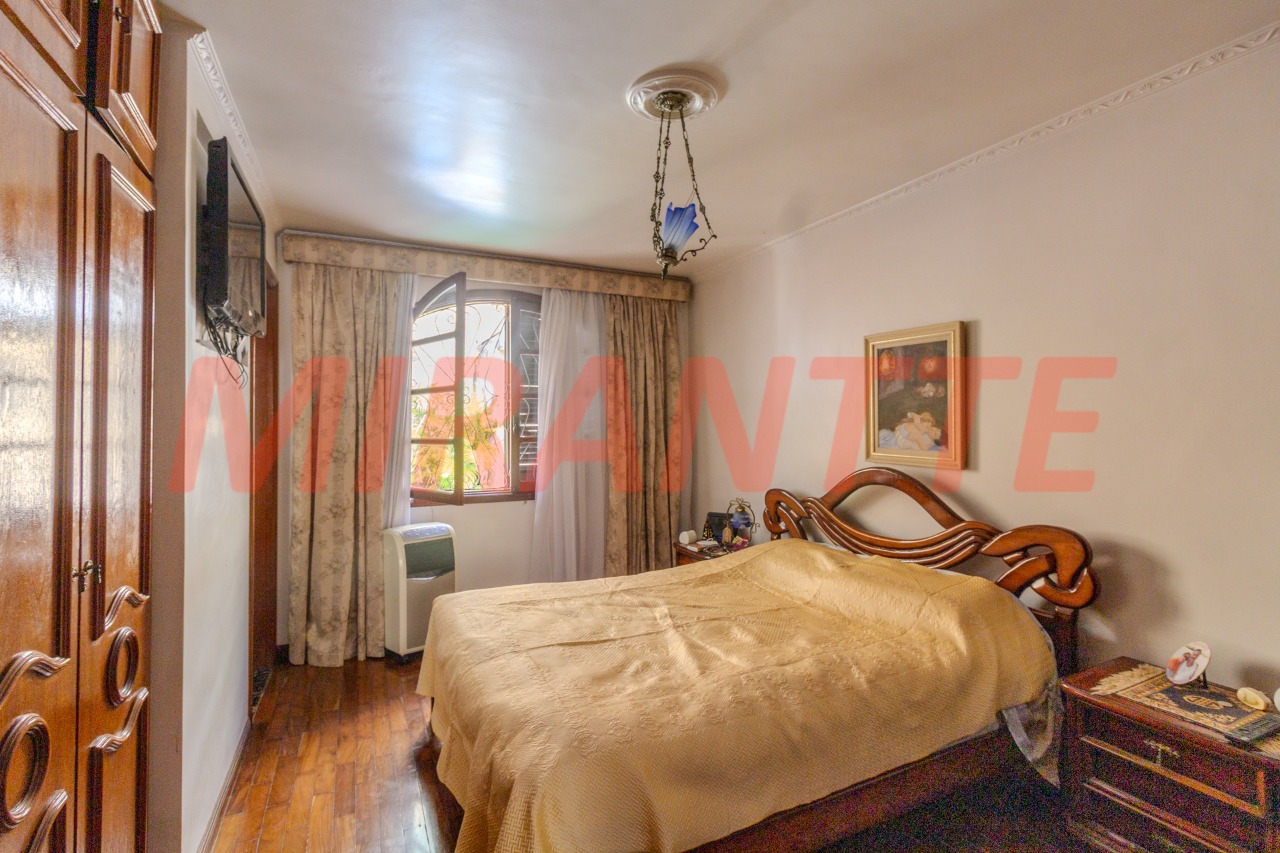 Sobrado de 316m² com 3 quartos em Jardim Virginia Bianca