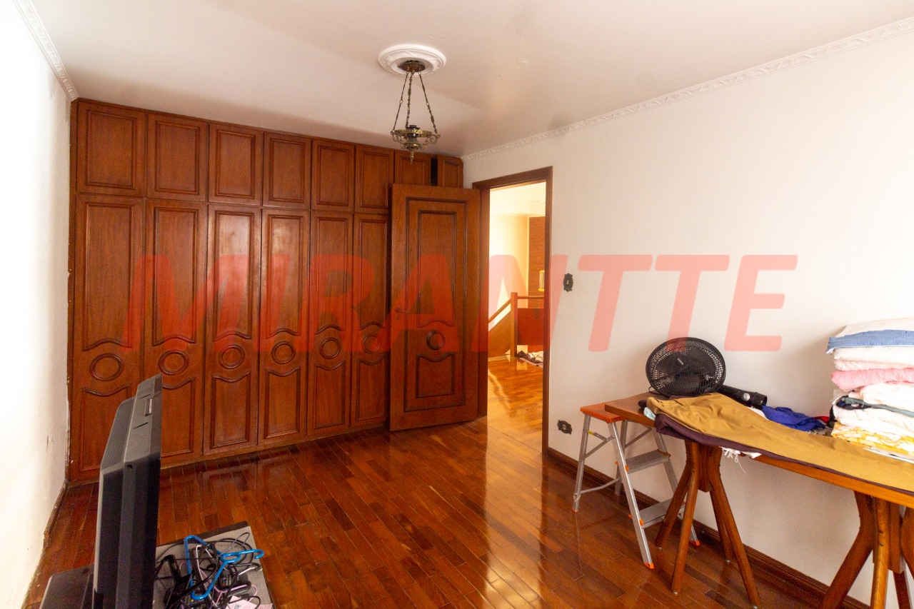 Sobrado de 316m² com 3 quartos em Jardim Virginia Bianca