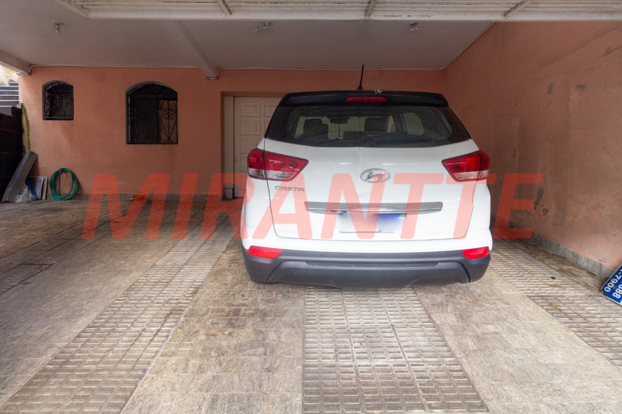 Sobrado de 316m² com 3 quartos em Jardim Virginia Bianca