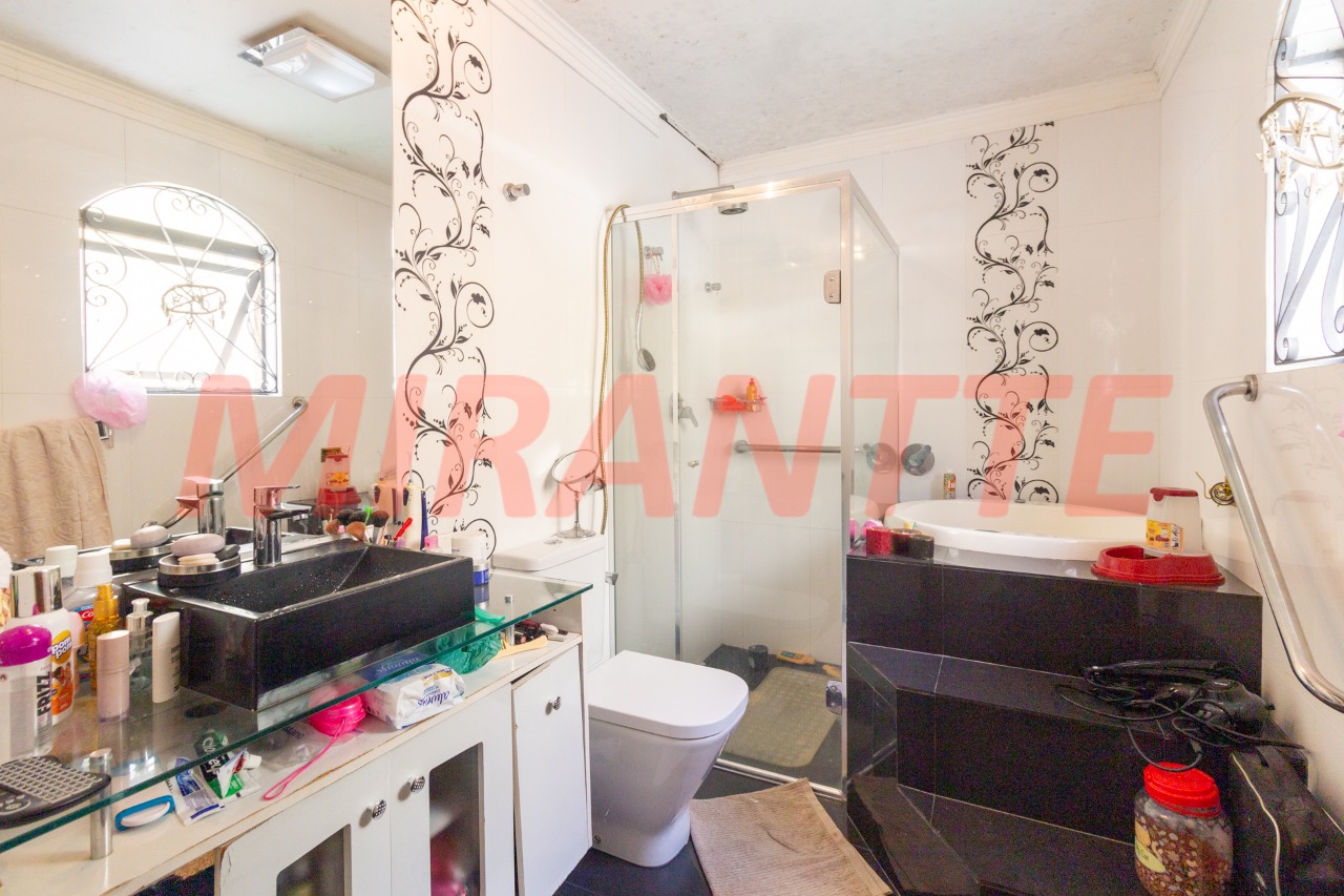 Sobrado de 316m² com 3 quartos em Jardim Virginia Bianca