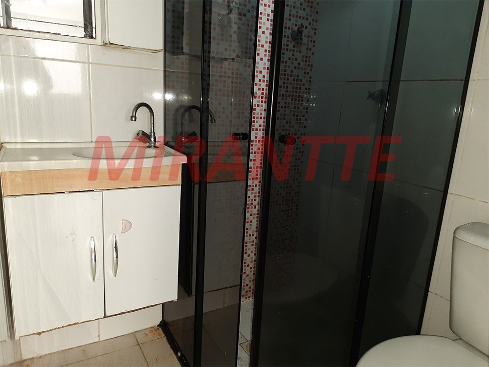 Apartamento com 3 quartos em Cidade Líder