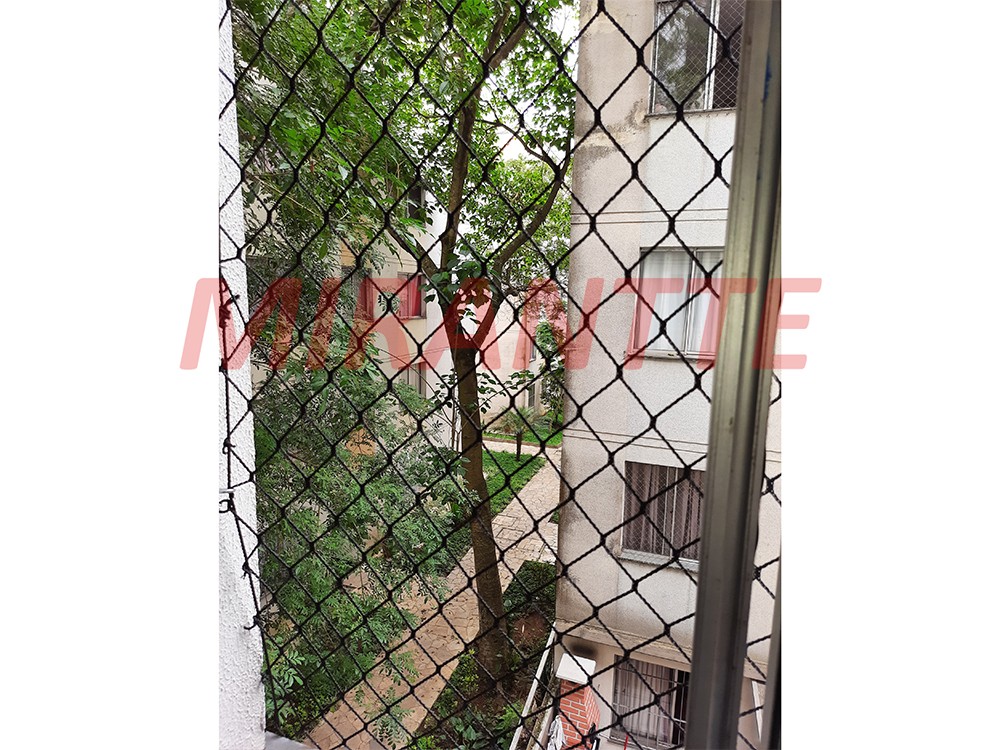 Apartamento com 3 quartos em Cidade Líder