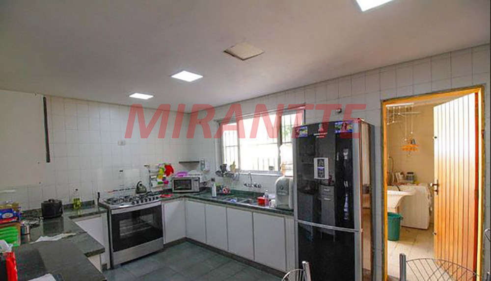 Sobrado de 273m² com 3 quartos em Vila Anglo Brasileira