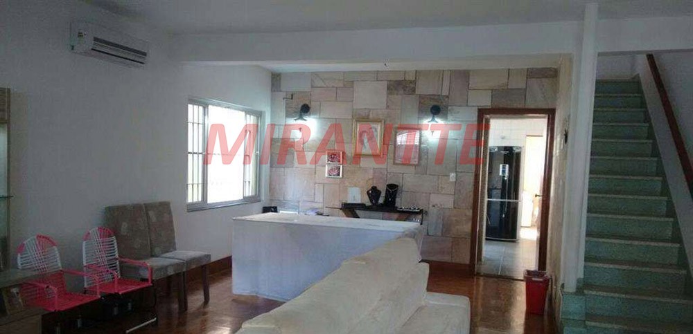 Sobrado de 273m² com 3 quartos em Vila Anglo Brasileira