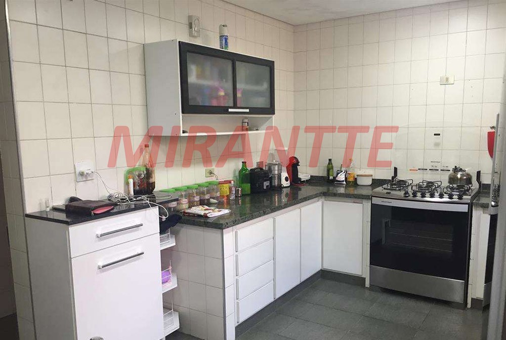 Sobrado de 273m² com 3 quartos em Vila Anglo Brasileira