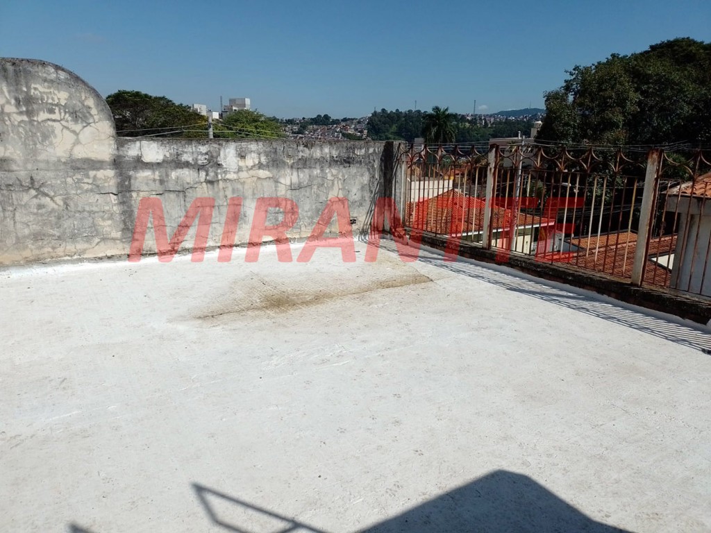 Sobrado de 360m² com 4 quartos em Vila Rosália