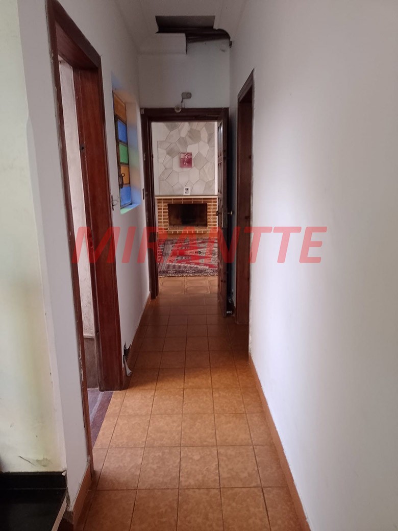 Sobrado de 360m² com 4 quartos em Vila Rosália