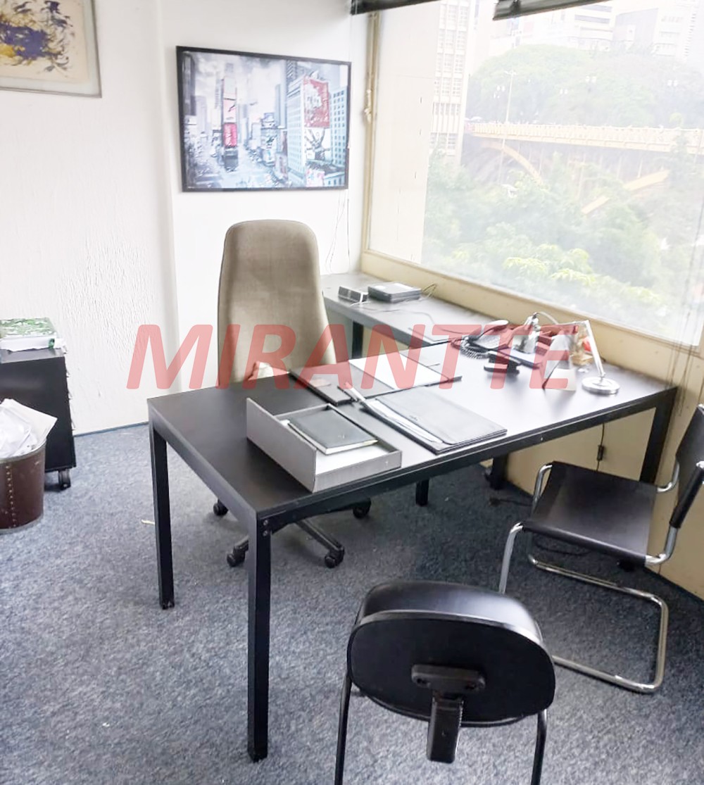 Apartamento de 38m² com 1 quarto em Centro