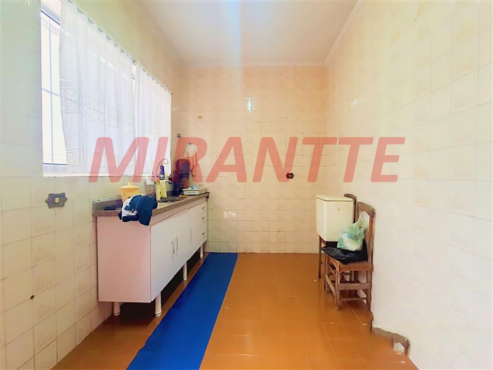 Sobrado de 154m² com 2 quartos em Horto Florestal